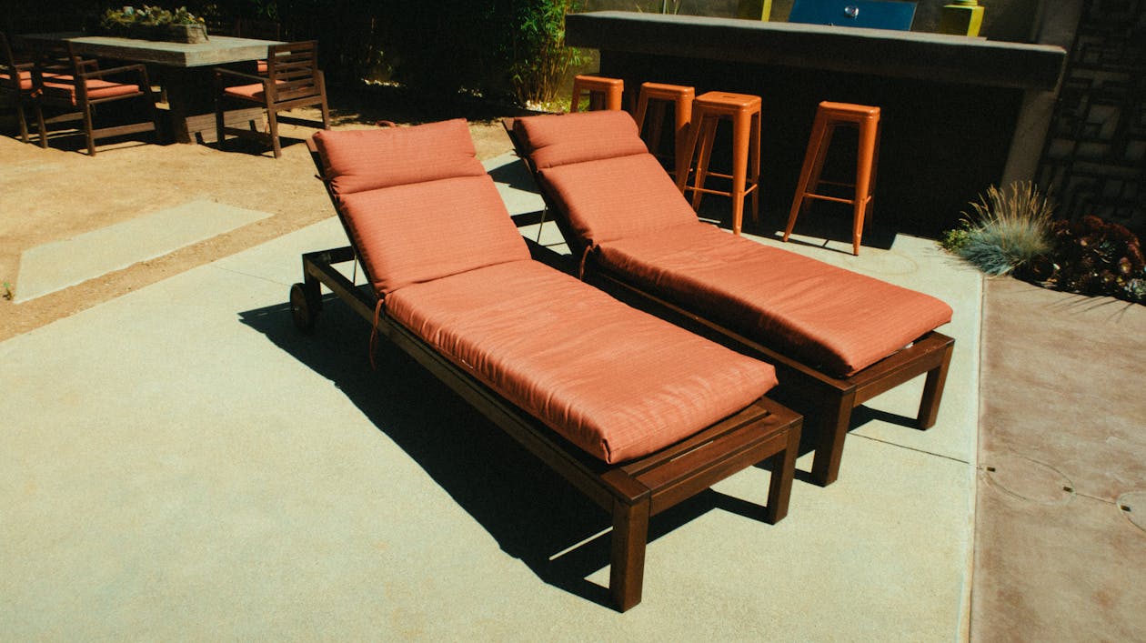 Zo kies je de perfecte stoelen voor je terras